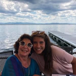 Meet your Posher, Aline